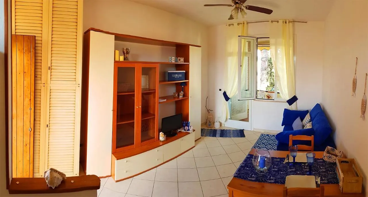 Suites Pratoranieri Beach Follonica 0*,