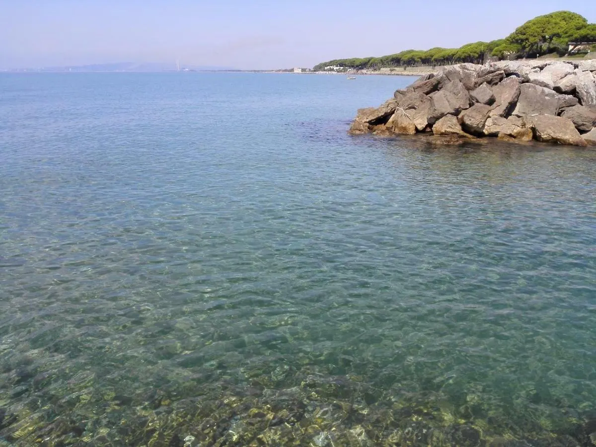 Suites Pratoranieri Beach Follonica Lägenhet